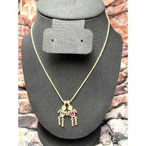 Super Cute Silver Tone Mothers Necklace With Blue and Purple Charm Dangle  EUC